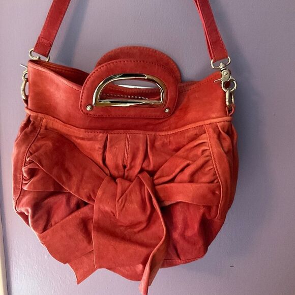 Red Raspberry Gustto Leather Handbag - Picture 3 of 6